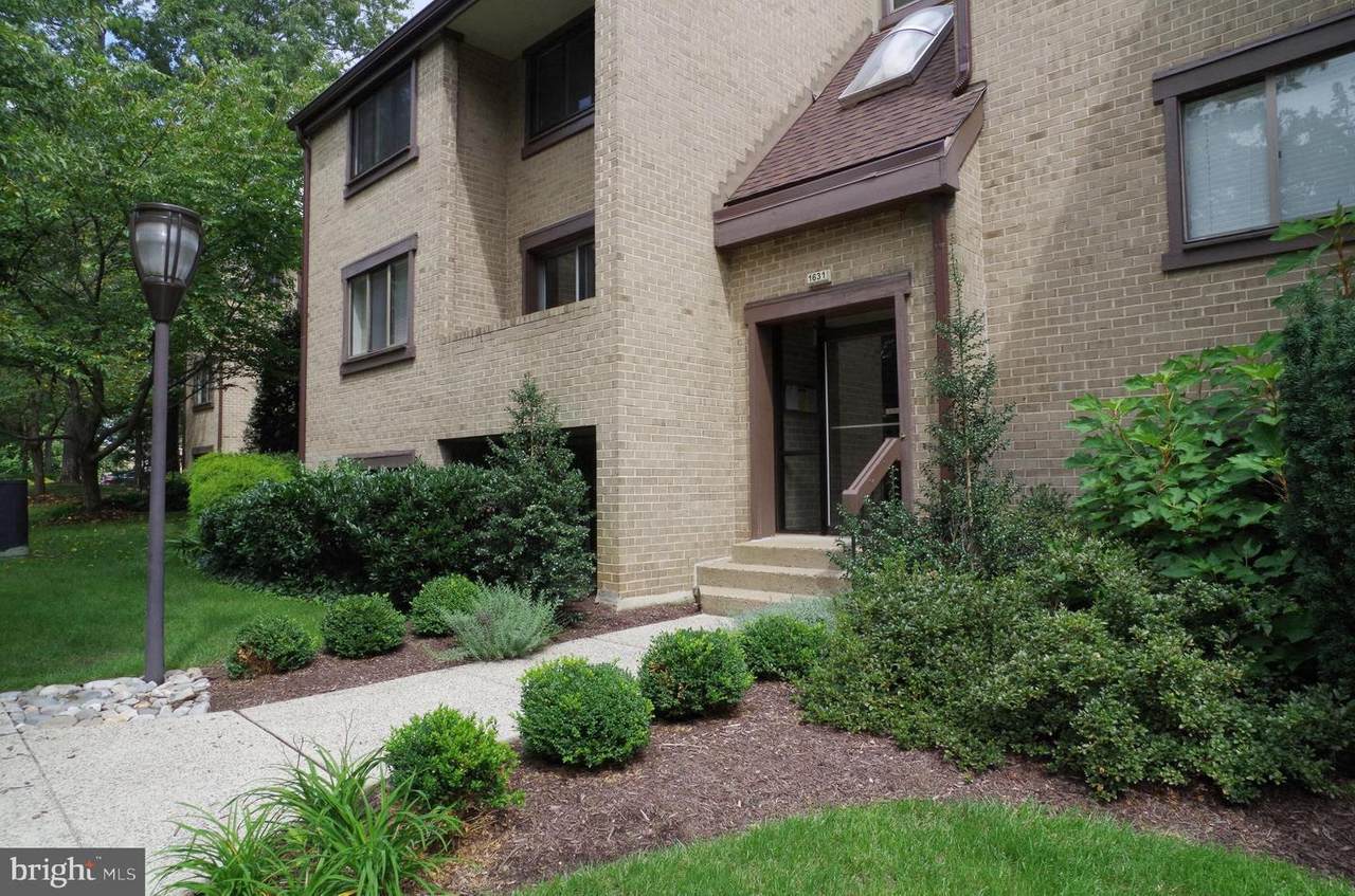 1631 Parkcrest Circle - Photo 1