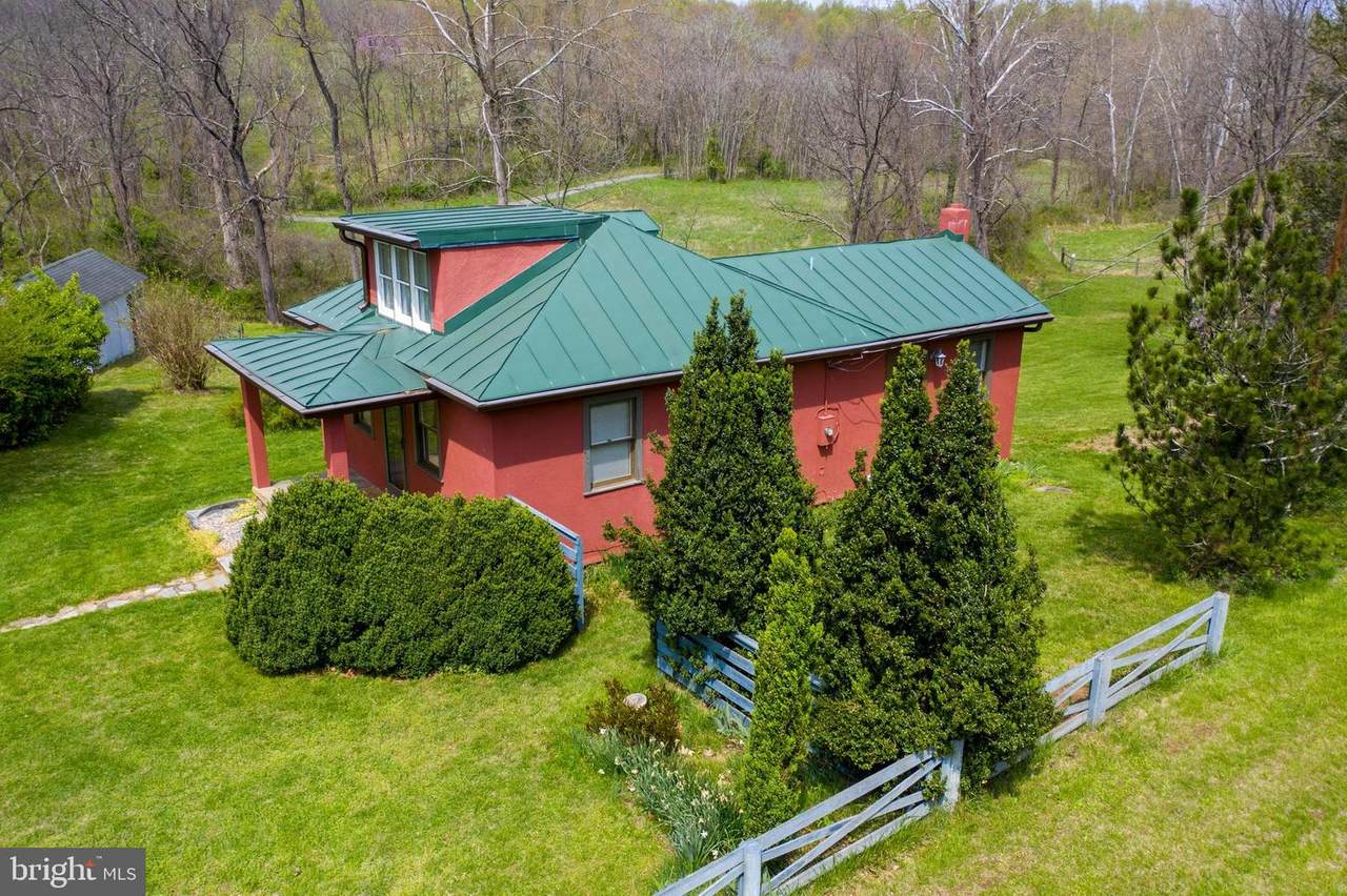 10282 John Marshall Highway - Photo 1 10282 John Marshall Highway - Photo 1