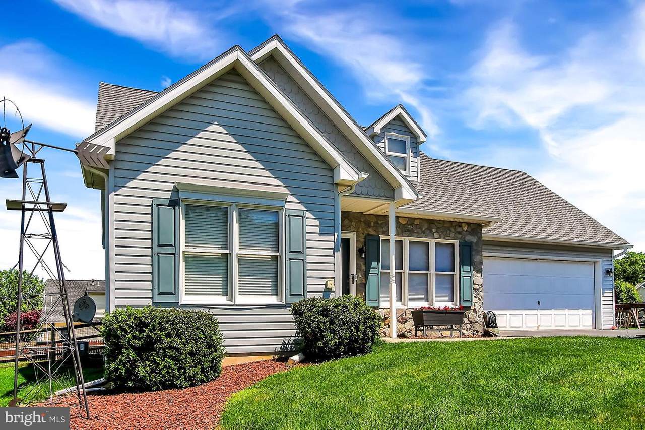 321 Sycamore Lane - Photo 1