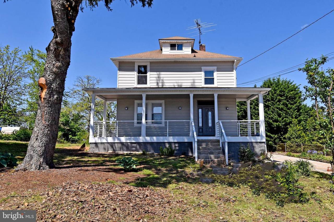 27 Walkern Road - Photo 1