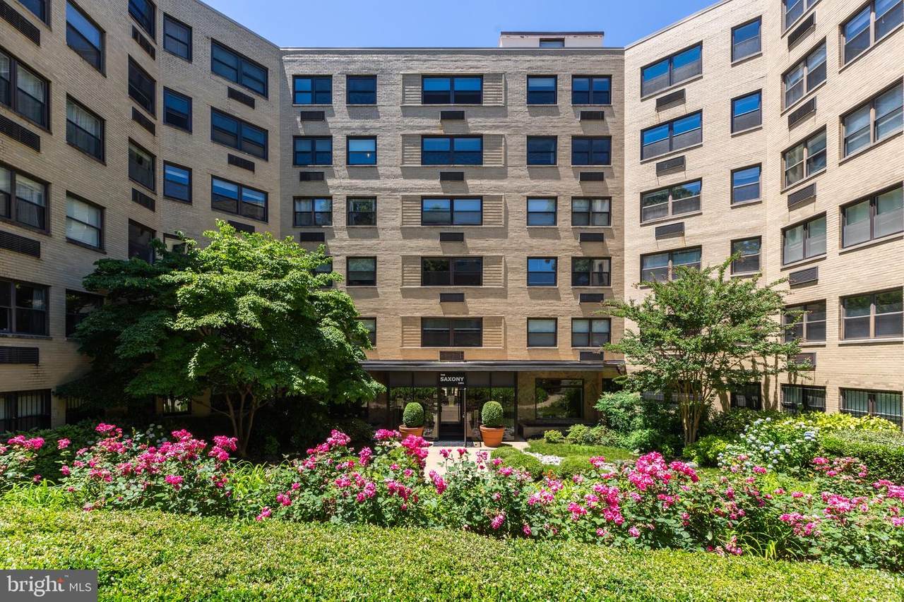 1801 Clydesdale Place - Photo 1