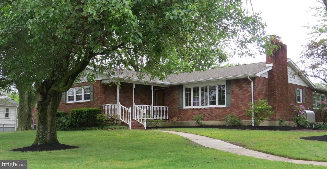 88 Railroad Avenue - Photo 1 88 Railroad Avenue - Photo 1