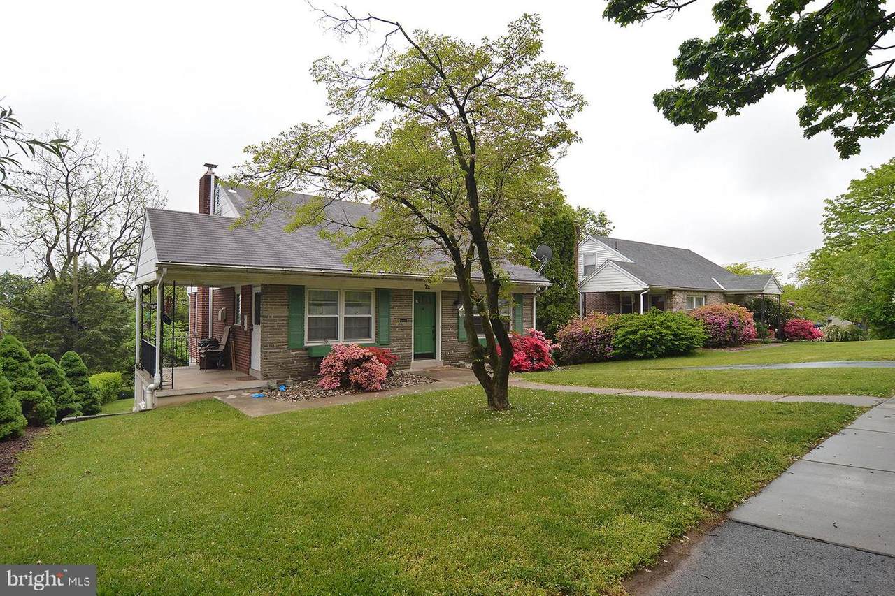 72 Wyomissing Hills Boulevard - Photo 1