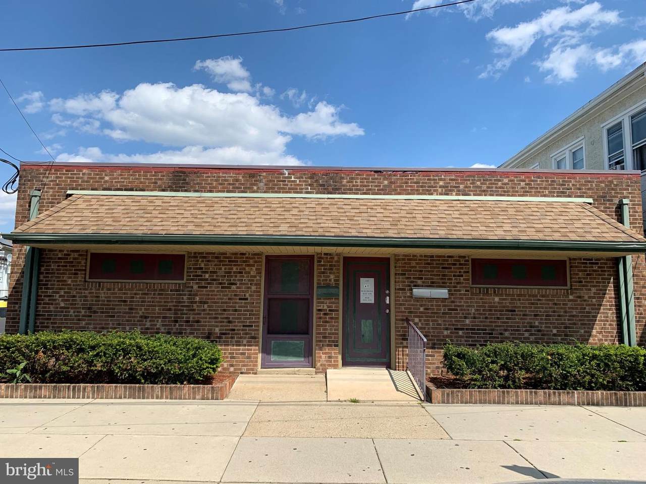 235 Pavilion Avenue - Photo 1
