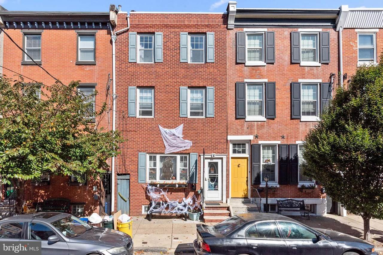 1641 Eyre Street - Photo 1