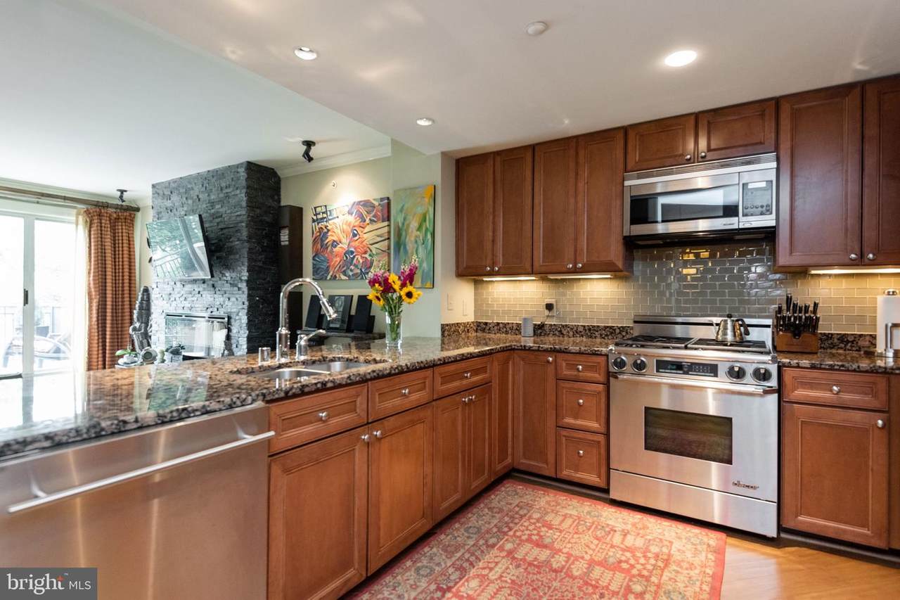 5 Park Place - Photo 1