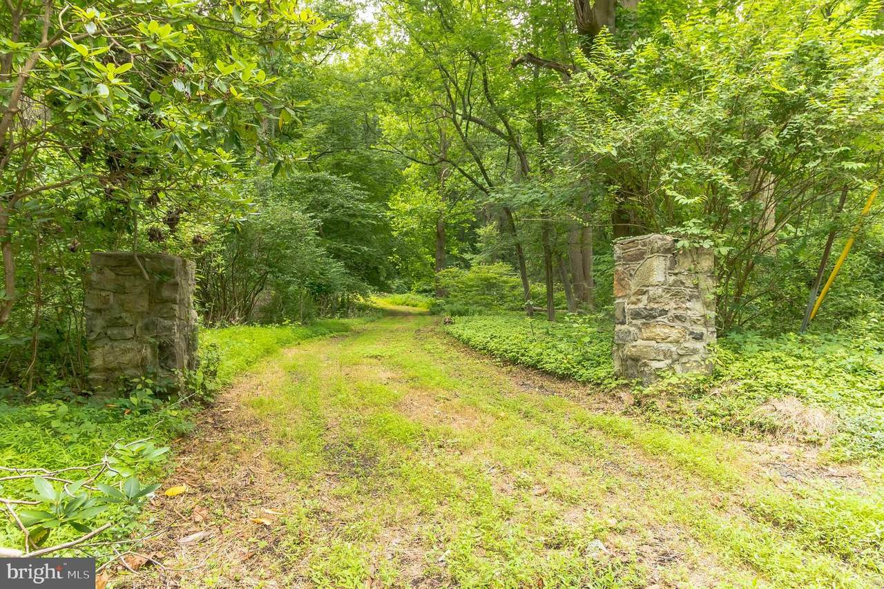 689 Cheyney Road - Photo 1