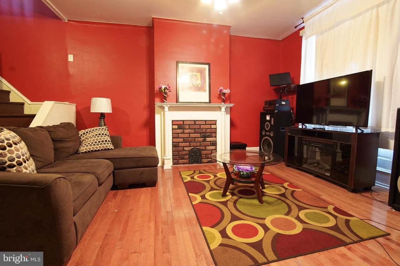 2071 Allegheny Avenue - Photo 1