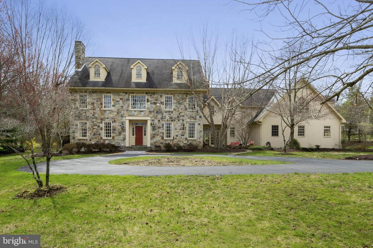 1560 Merryweather Drive - Photo 1