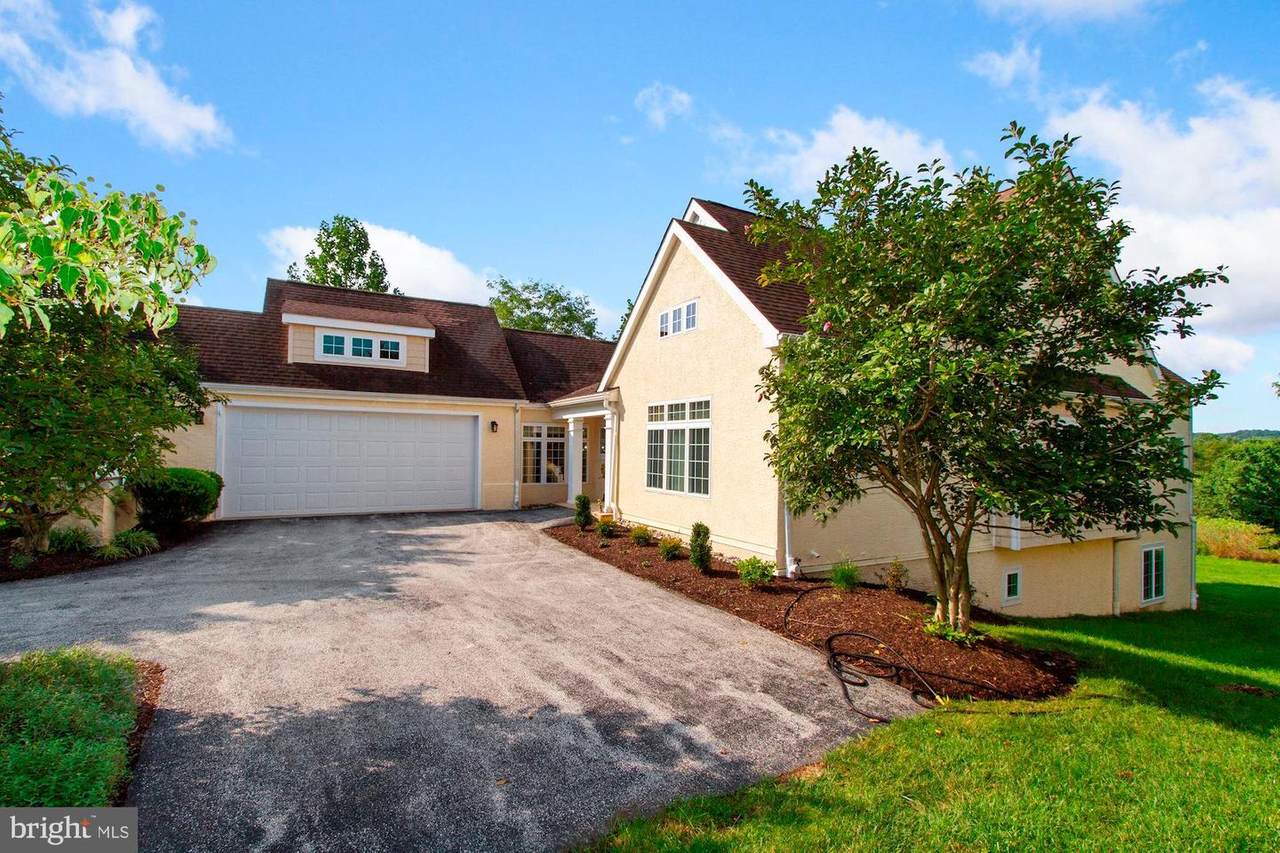 122 Longview Circle - Photo 1