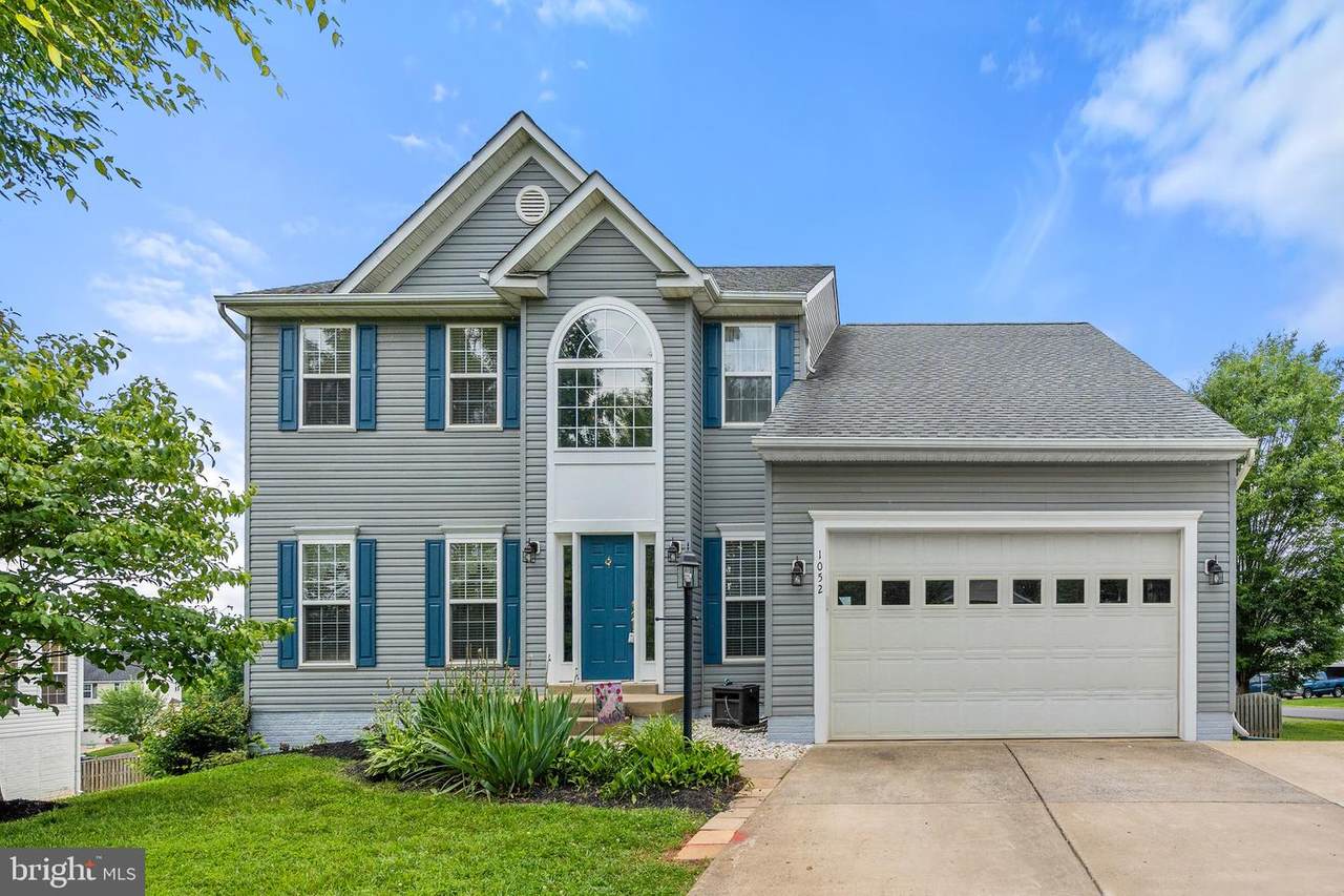 1052 Virginia Avenue - Photo 1