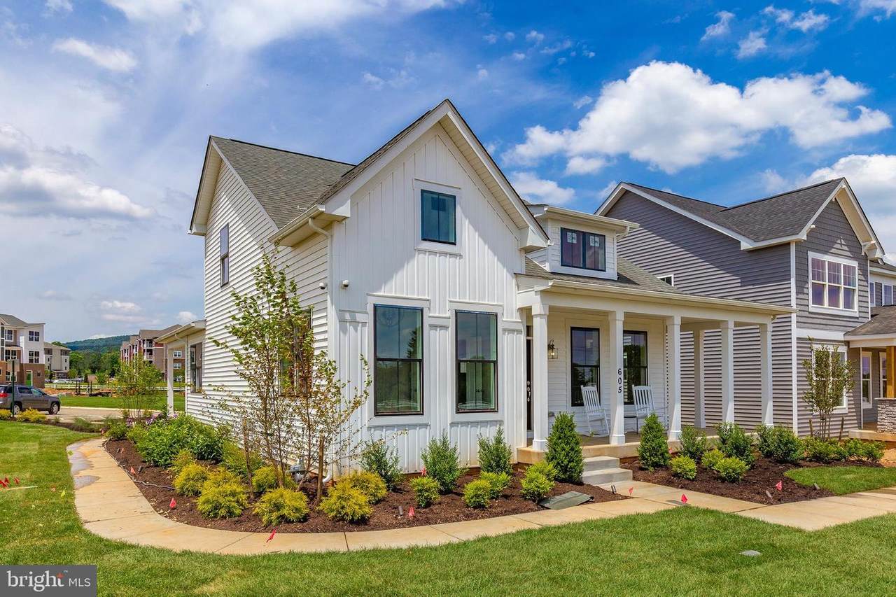 1120 Furgeson Lane - Photo 1