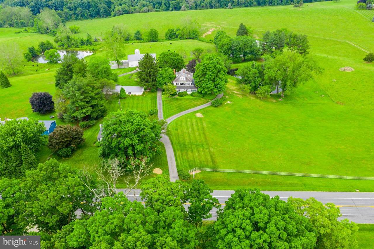 4301 Federal Hill Road - Photo 1