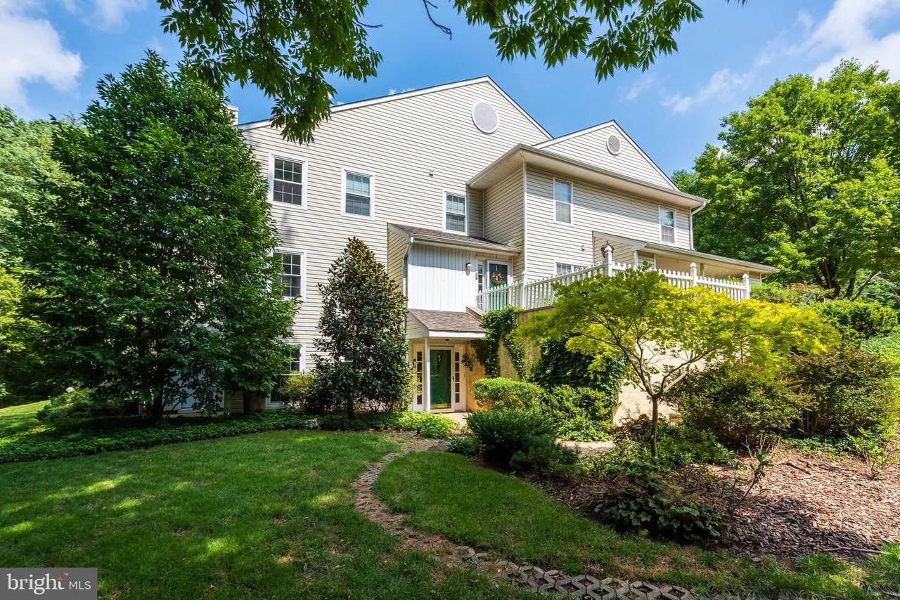 65 Bayberry Court - Photo 1