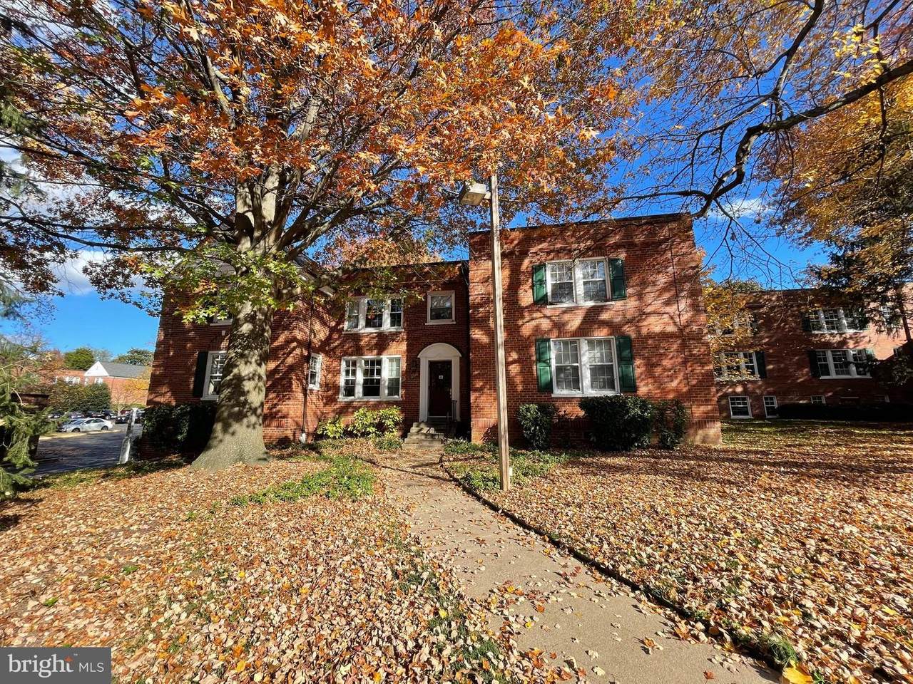 1735 Rhodes Street - Photo 1