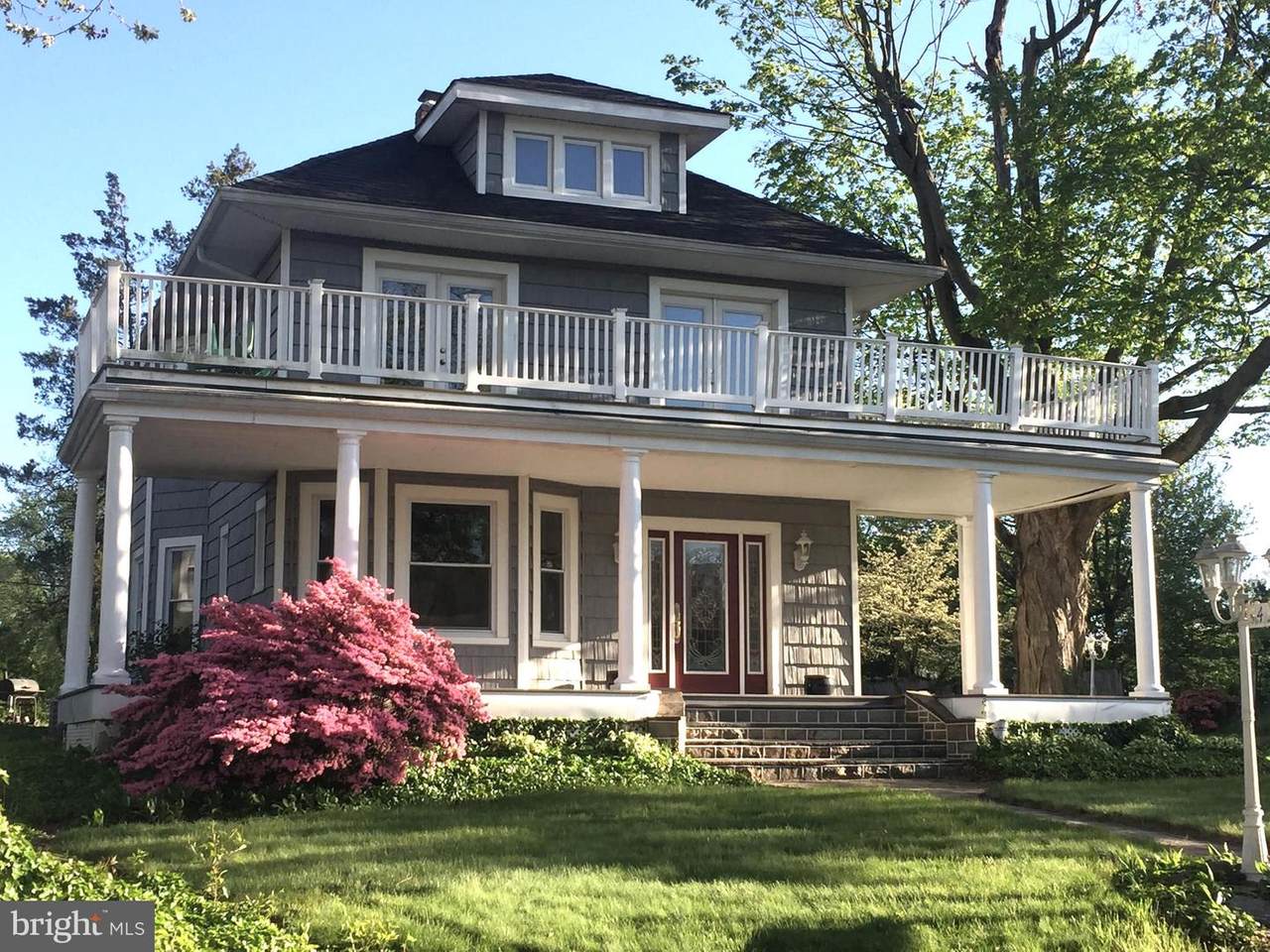 441 Hawthorne Road - Photo 1