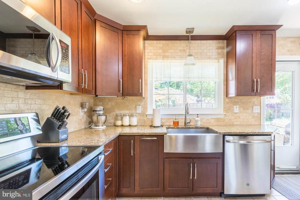 1700 Shenandoah Road - Photo 1