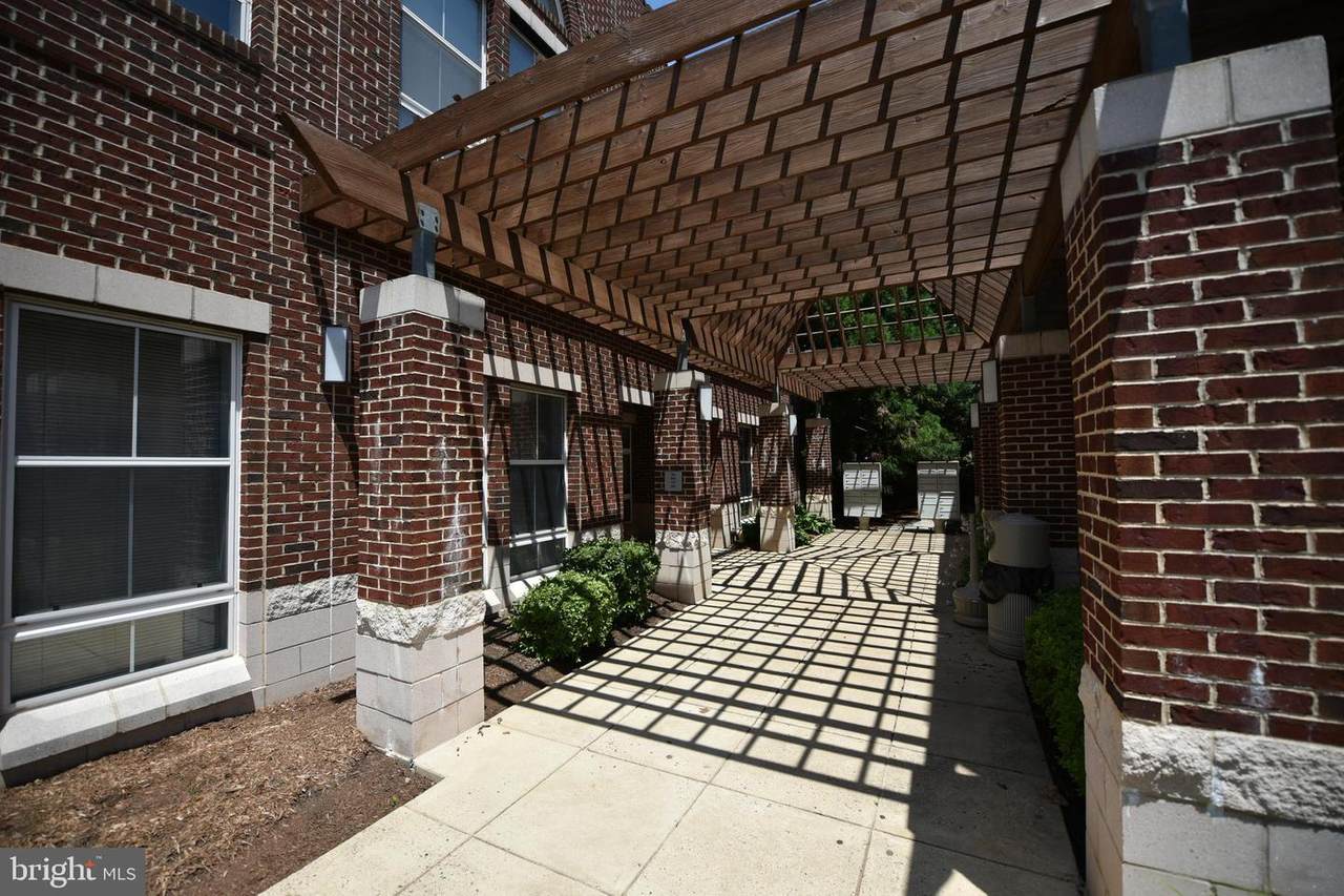 21145 Whitfield Place - Photo 1