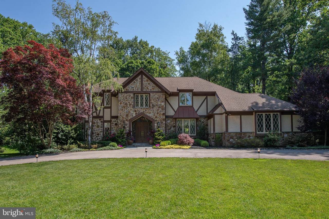 1137 Springmont Circle - Photo 1