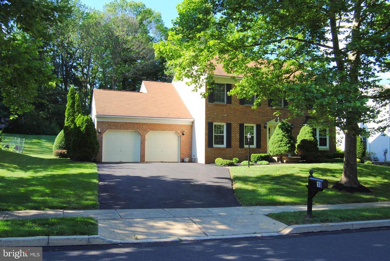 18 Steeplechase Drive - Photo 1