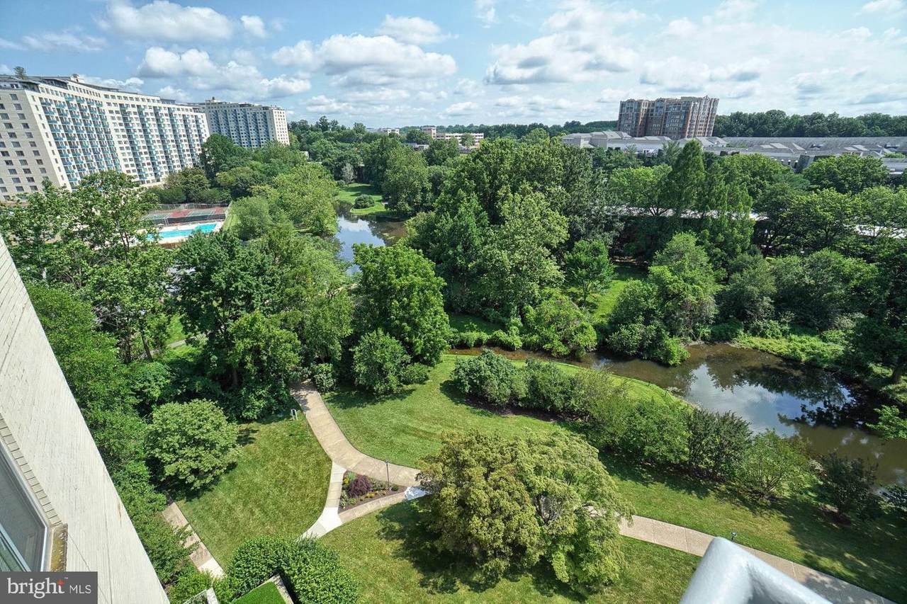 10201 Grosvenor Place - Photo 1