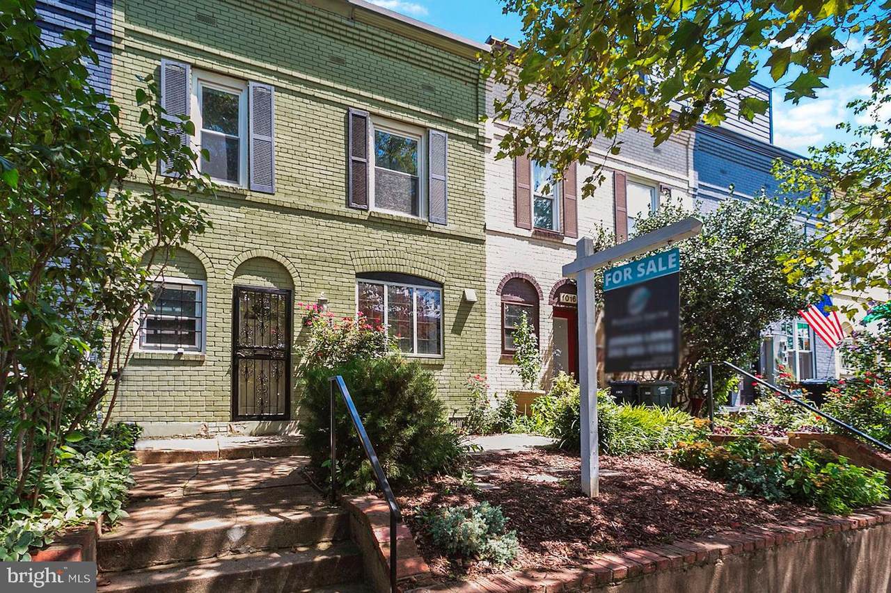 1014 13TH Street - Photo 1