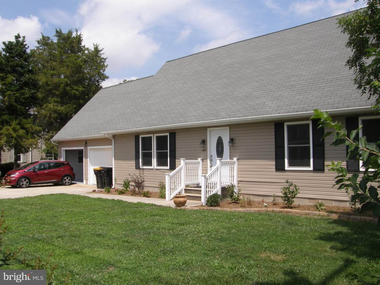 107 S Main Street - Photo 1