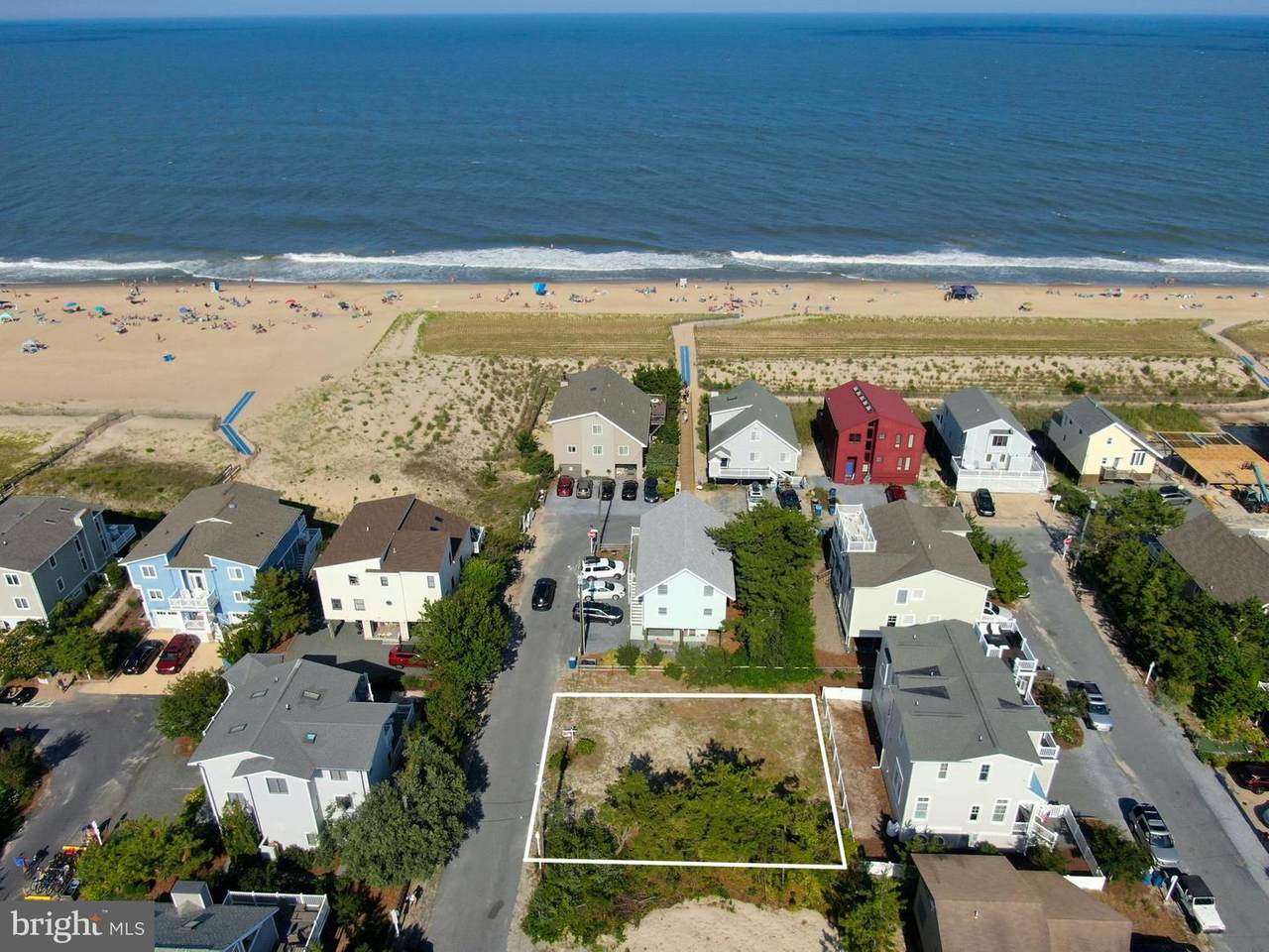 4 6TH Street - Photo 1