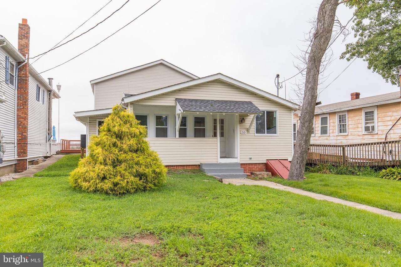 53 Locust Avenue - Photo 1