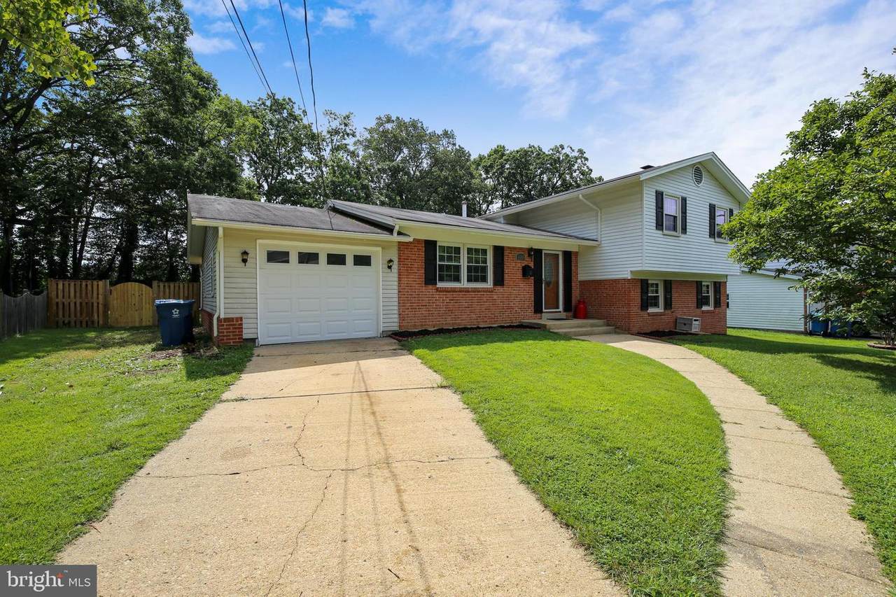 6215 Thomas Drive - Photo 1