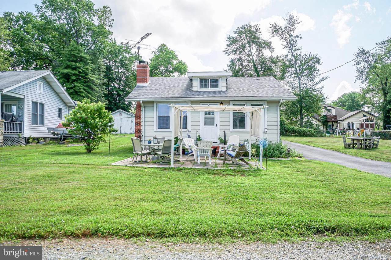 98 Bayview Boulevard - Photo 1