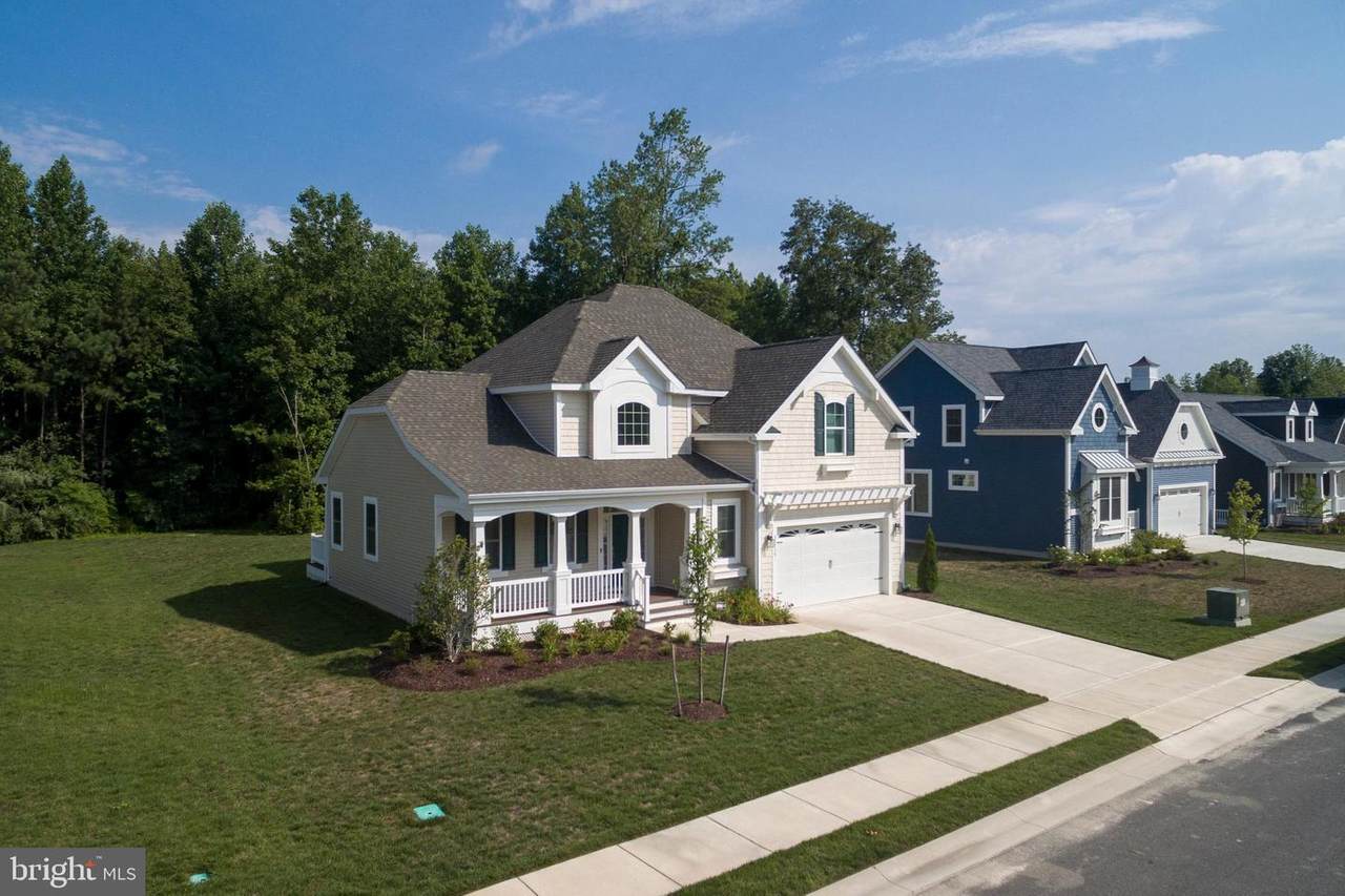 33735 Darlington Street - Photo 1