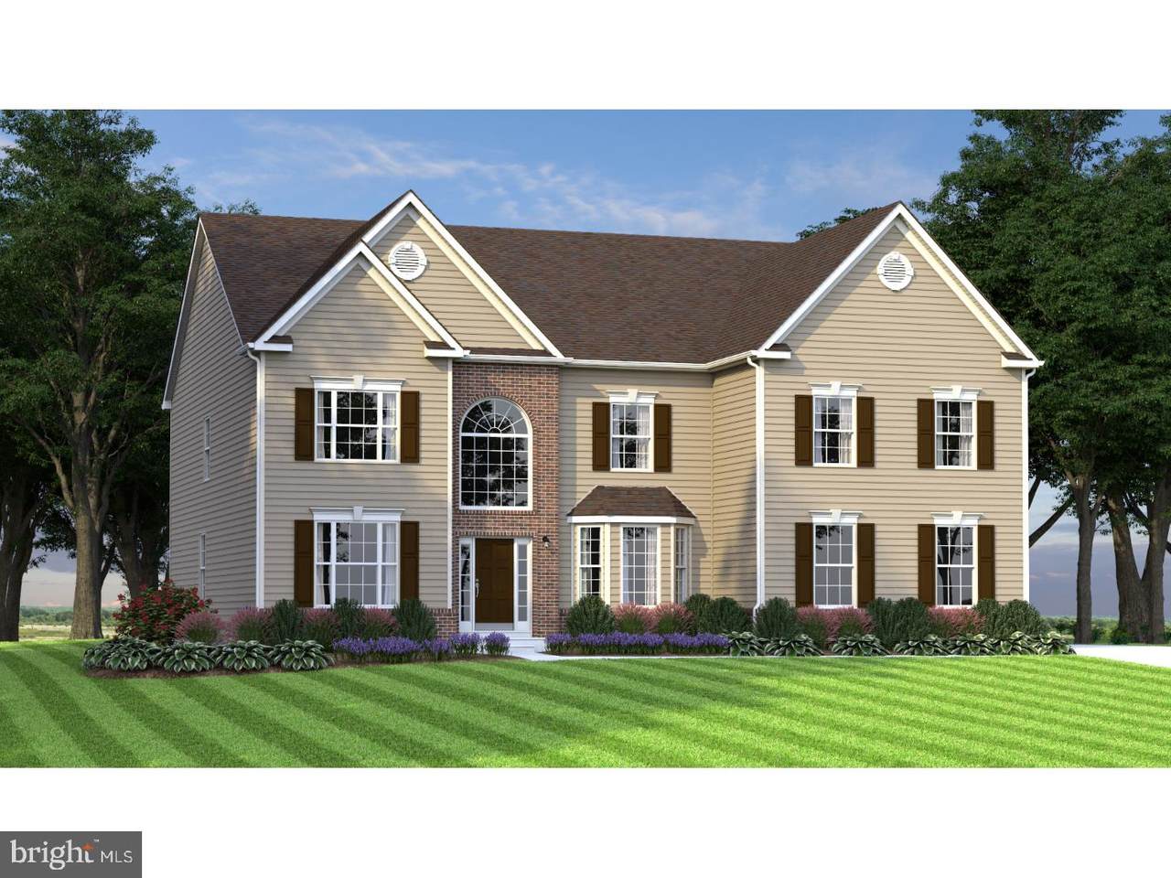 10 Hidden Brook Boulevard - Photo 1