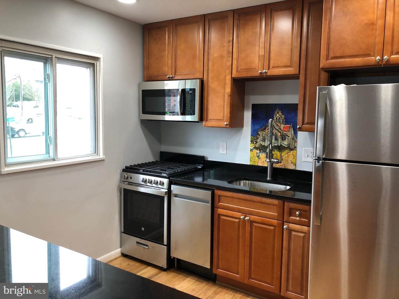 2400 Lee Highway - Photo 1