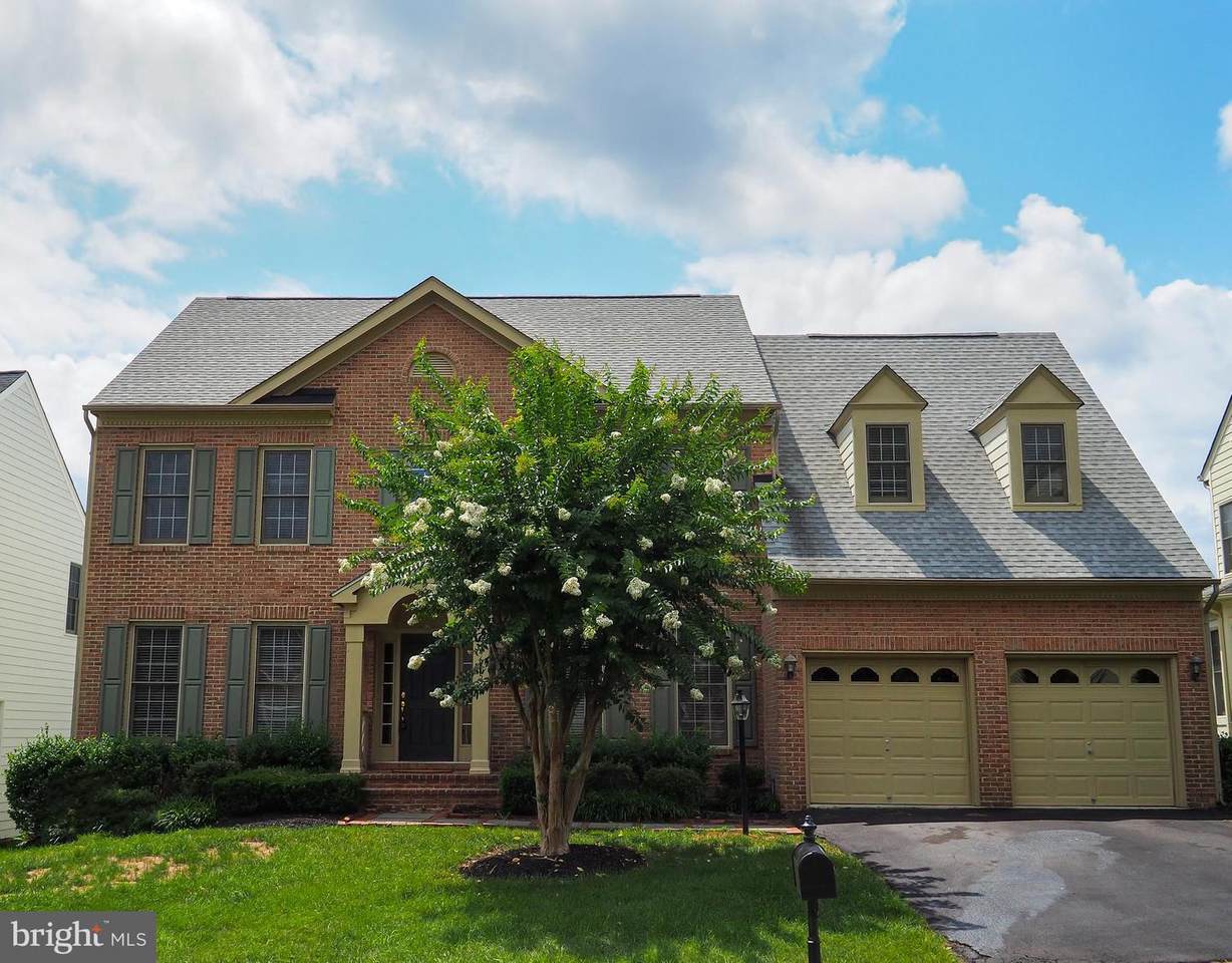 4615 Beaufont Spring Court - Photo 1