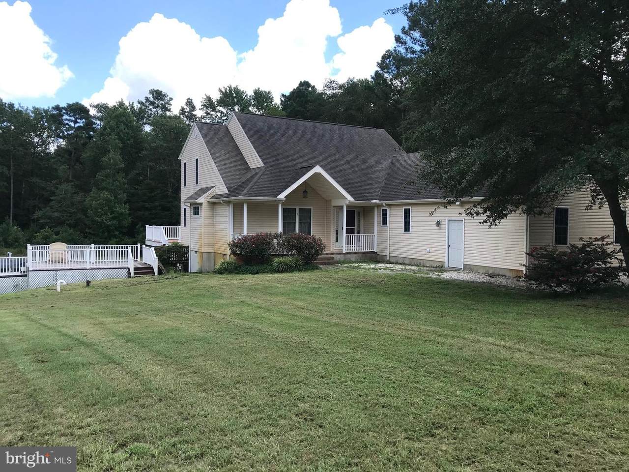 30837 River Road - Photo 1