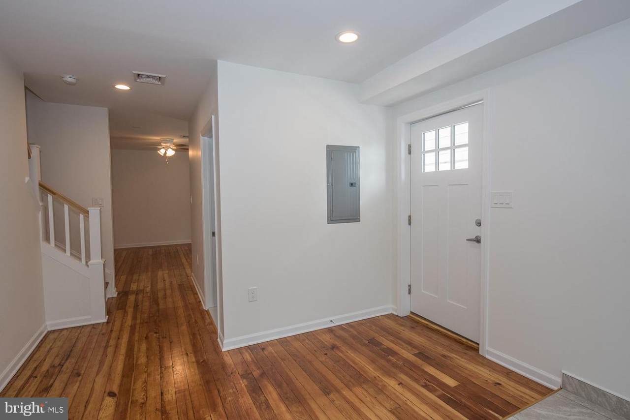 840 Montgomery Avenue - Photo 1