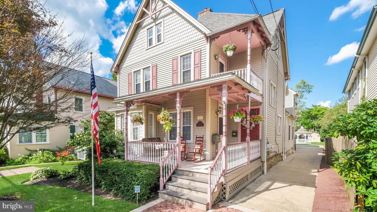 49 Clinton Street - Photo 1