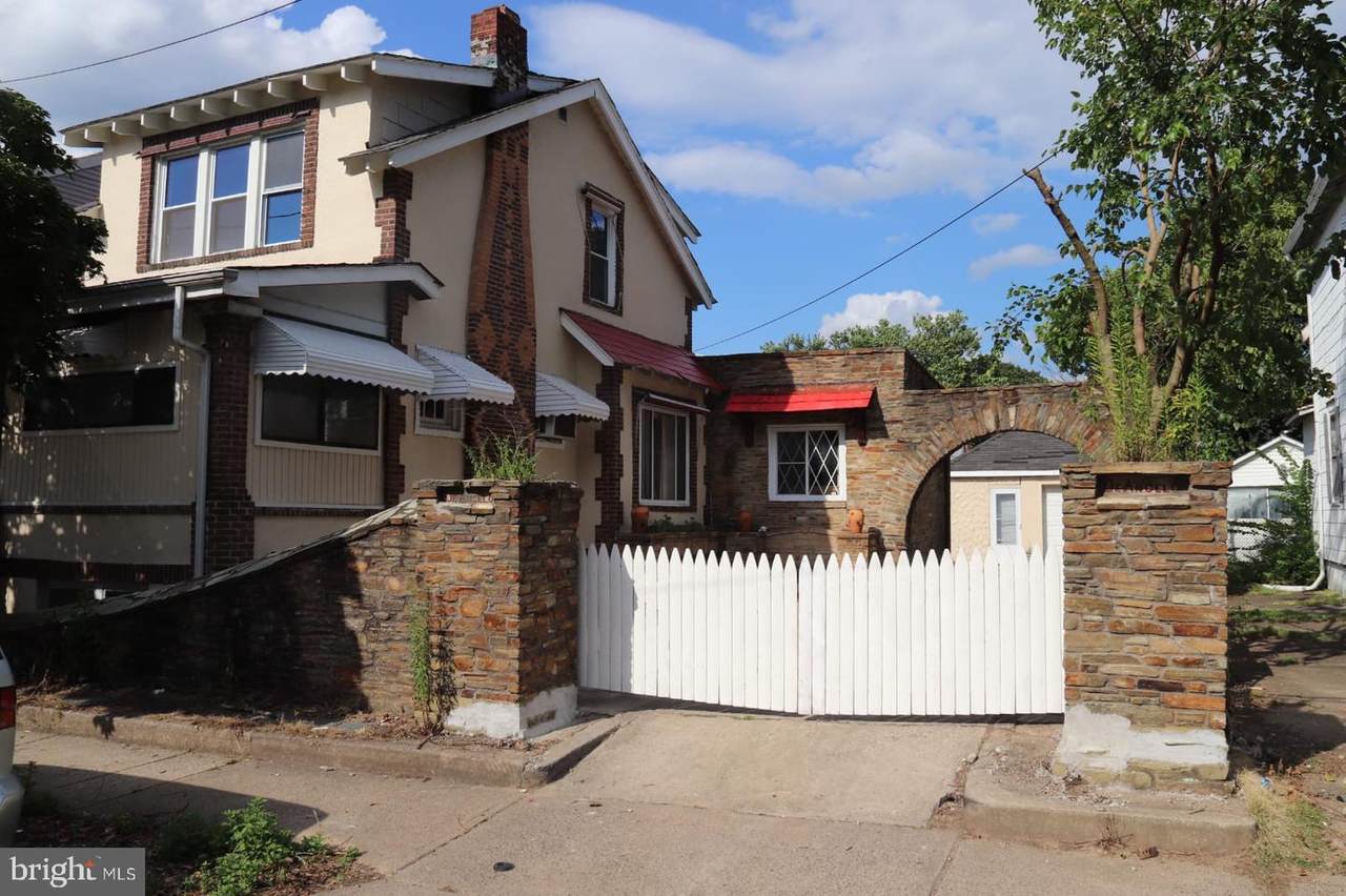 470 Lynwood Avenue - Photo 1