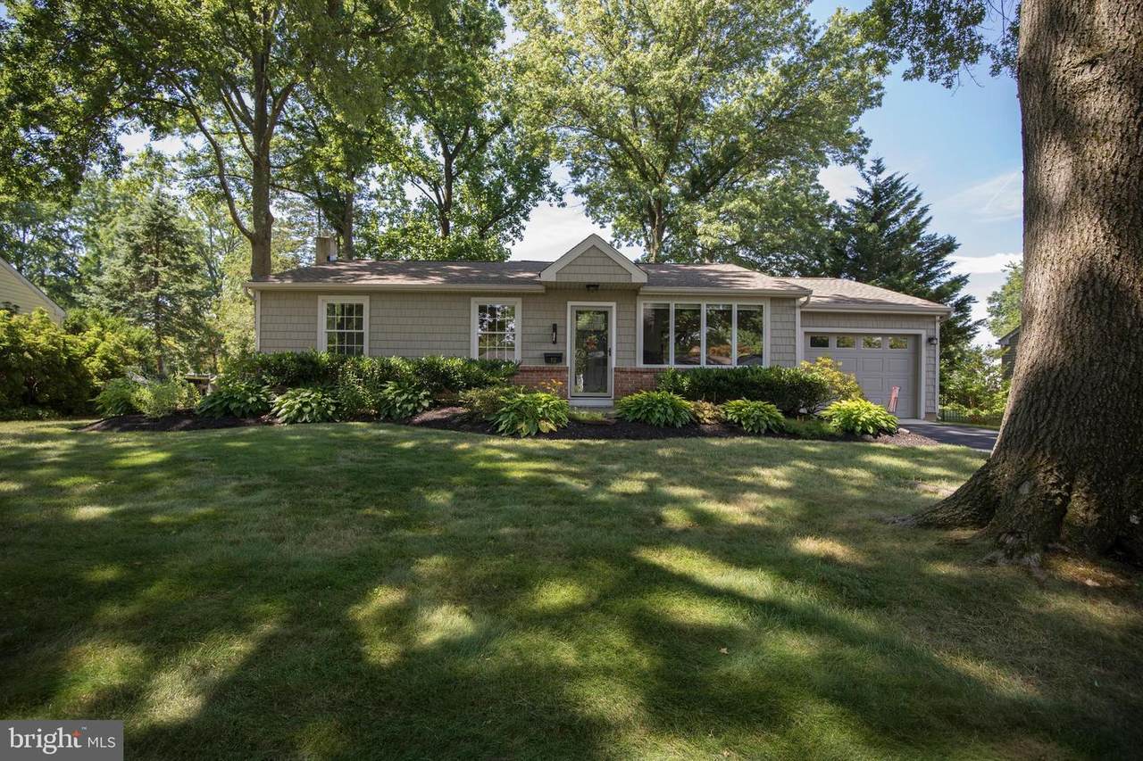 12 Maple Lane - Photo 1