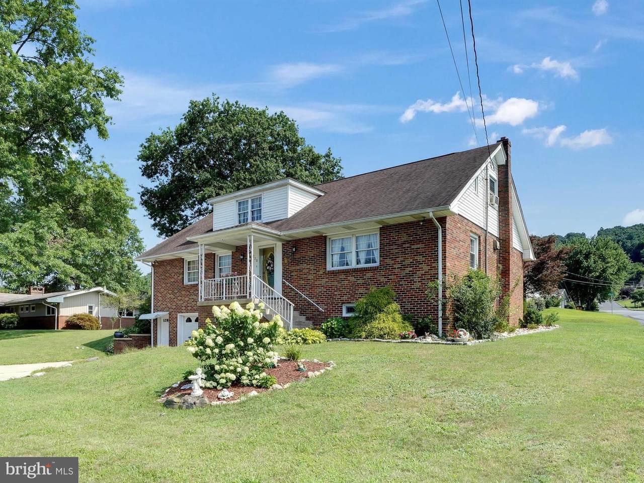 220 Washington Street - Photo 1