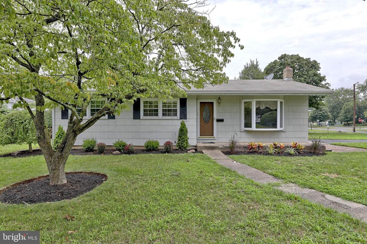 301 West Avenue - Photo 1