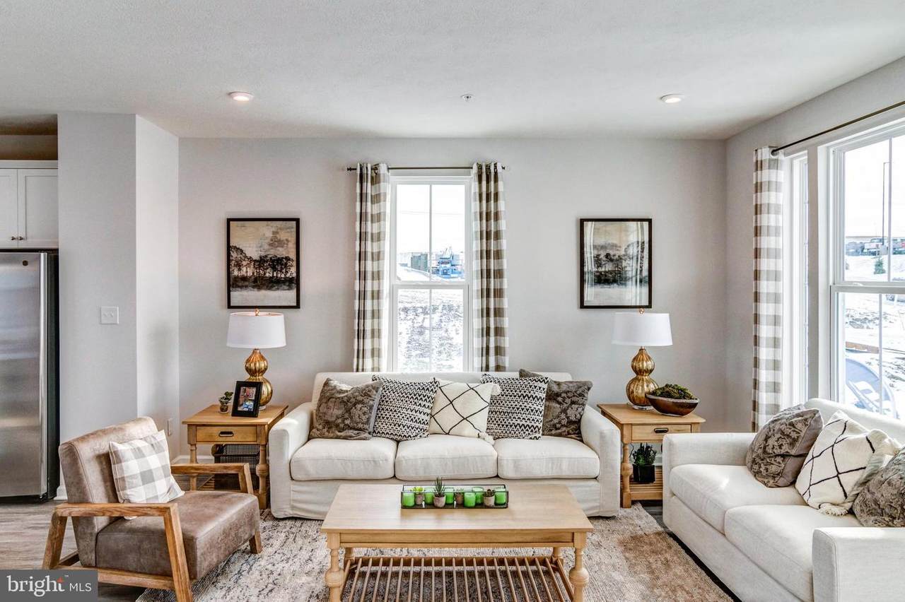 6001 Holywell Drive - Photo 1