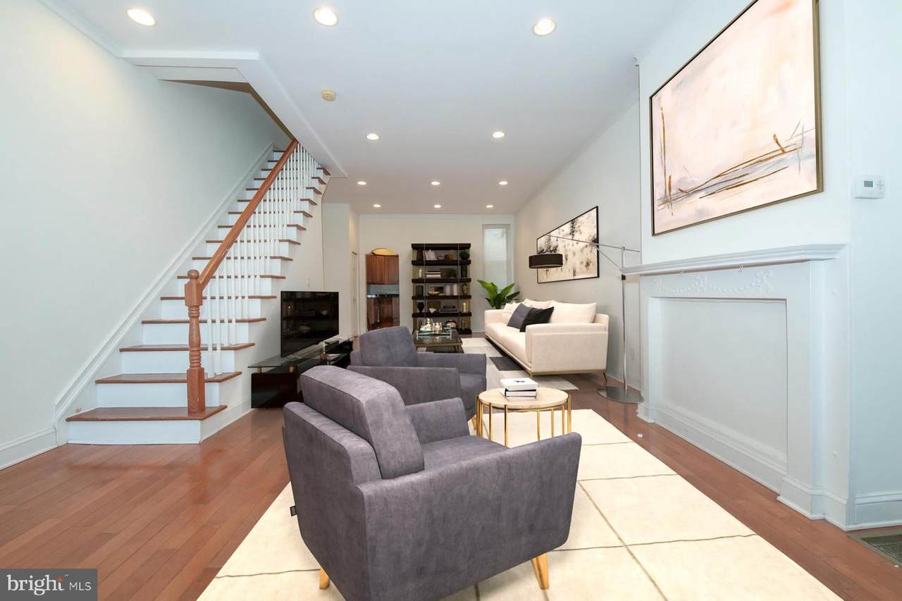 1620 4TH Street - Photo 1