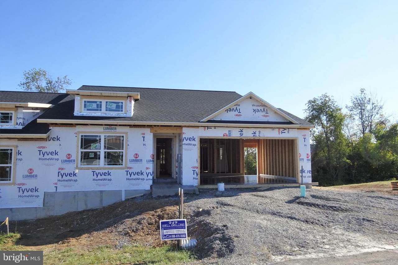 696 Shook Court - Photo 1