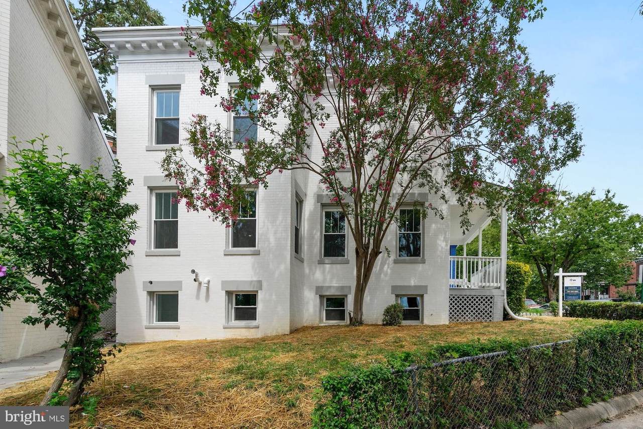 4400 Kansas Avenue - Photo 1