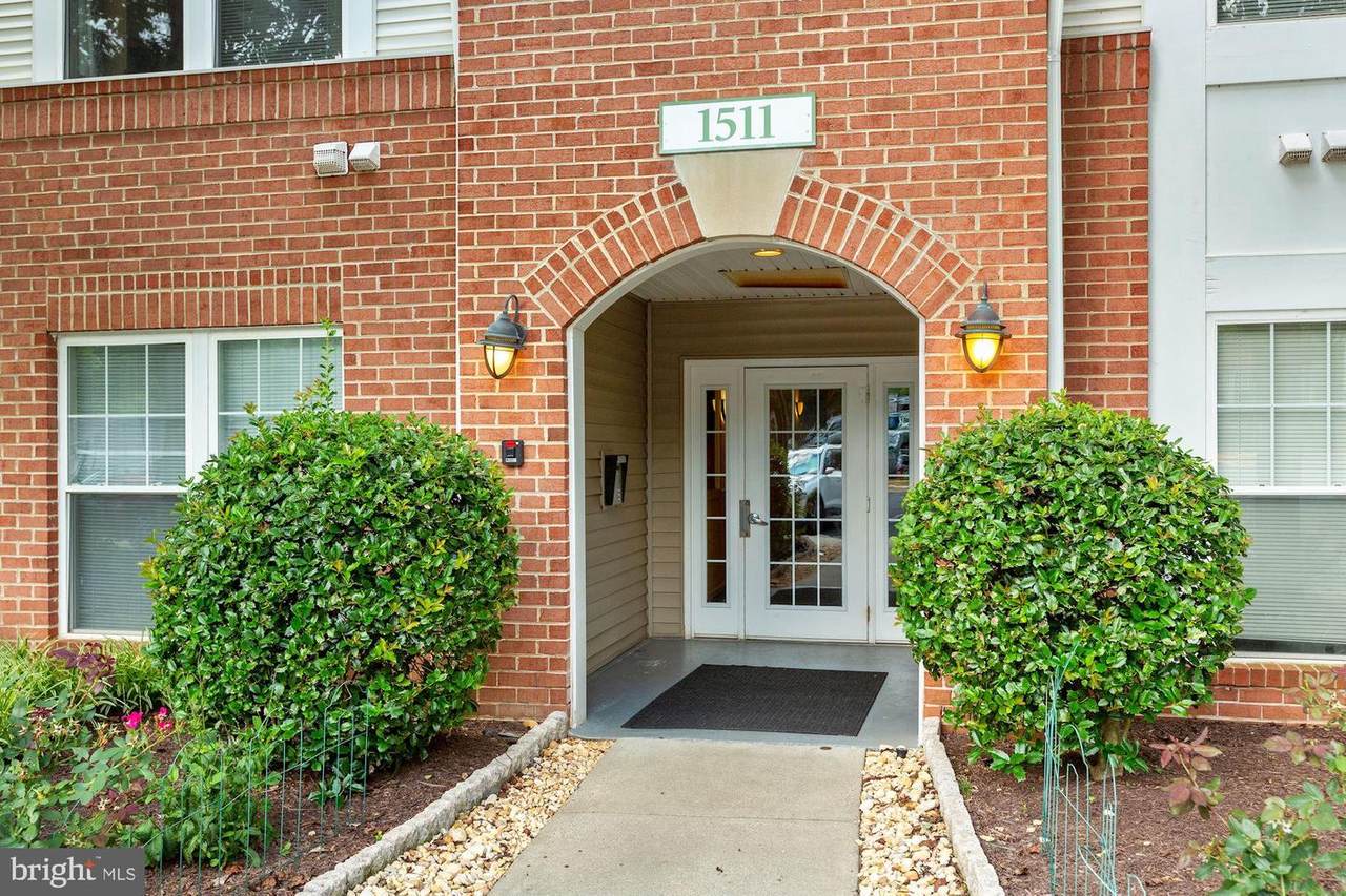 1511 Point Drive - Photo 1