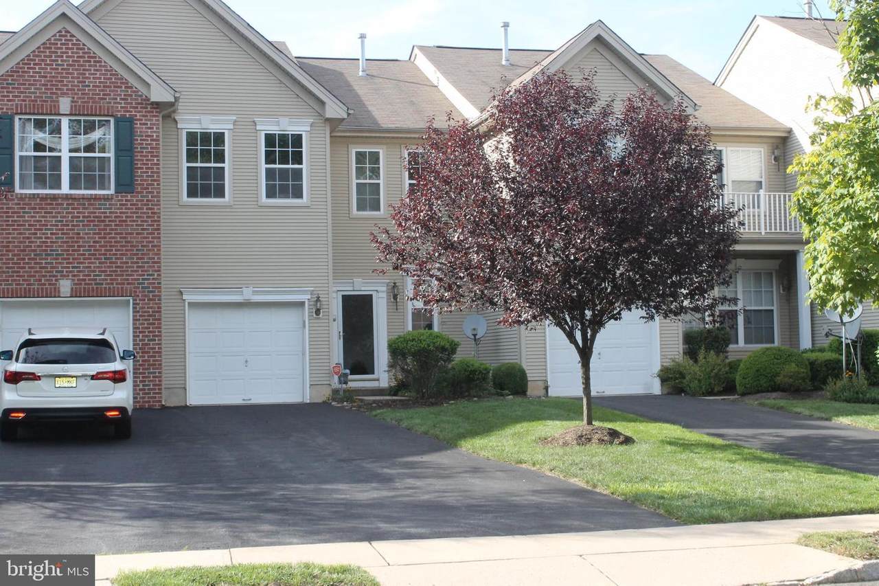 94 Warwick Road - Photo 1