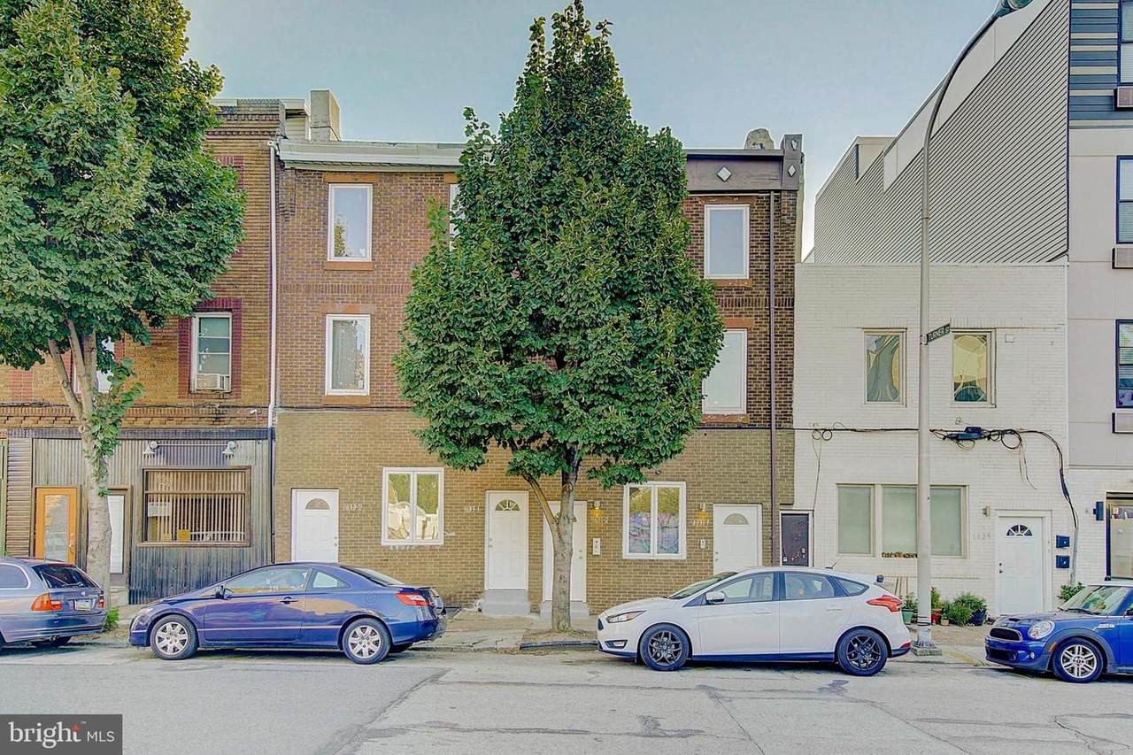 1631 Germantown Avenue - Photo 1