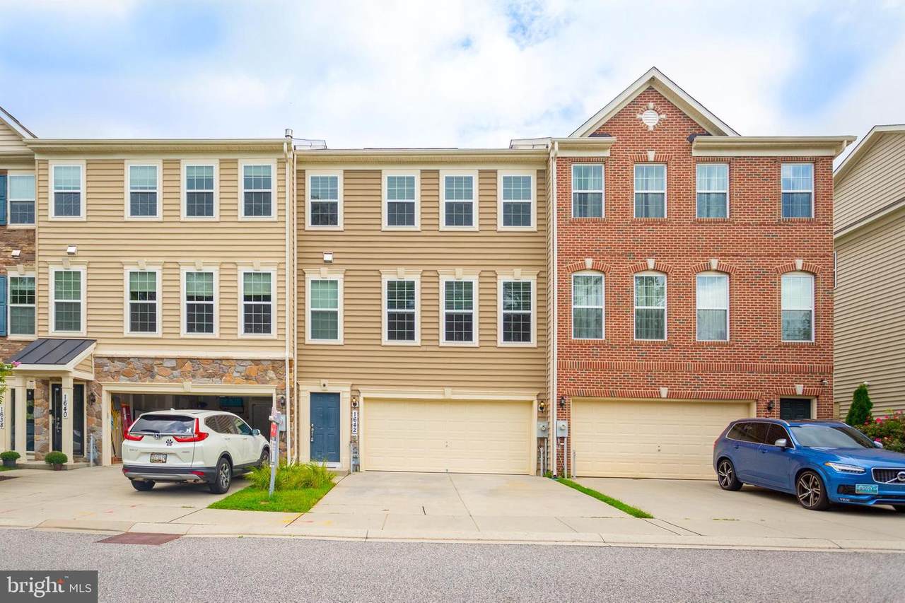 1642 Livingston Drive - Photo 1